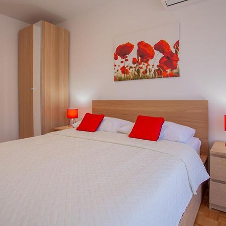 Apartments Eva เซรส ภายนอก รูปภาพ