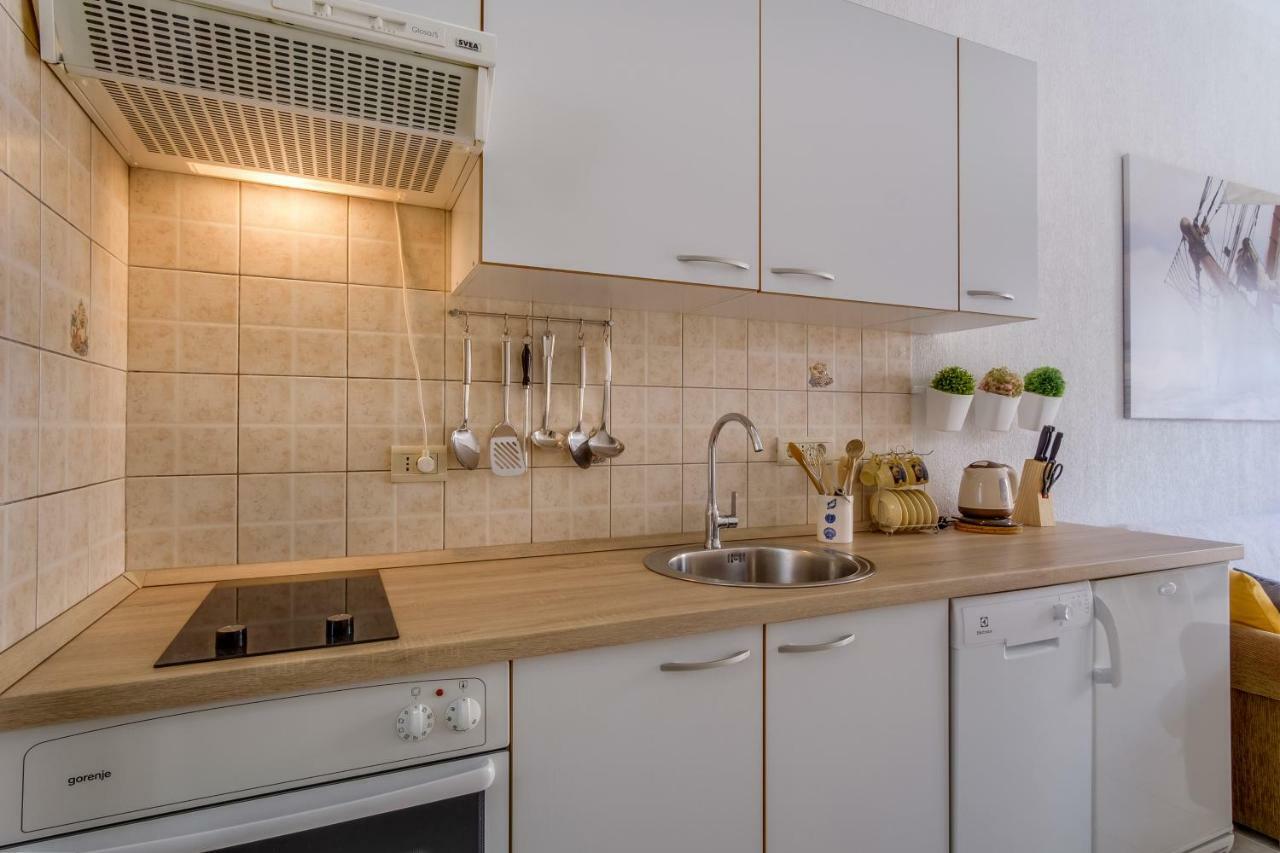 Apartments Eva เซรส ภายนอก รูปภาพ