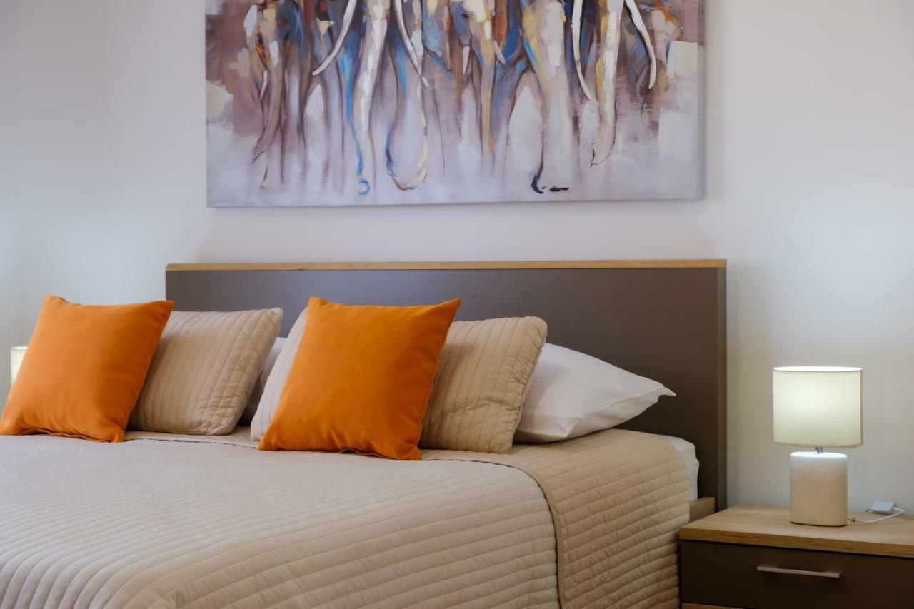 Apartments Eva เซรส ภายนอก รูปภาพ